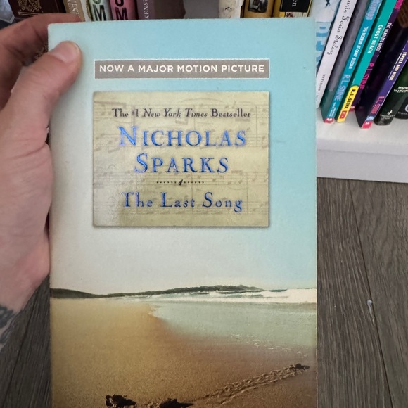 Nicholas Sparks Book lot - Picture 3 of 5